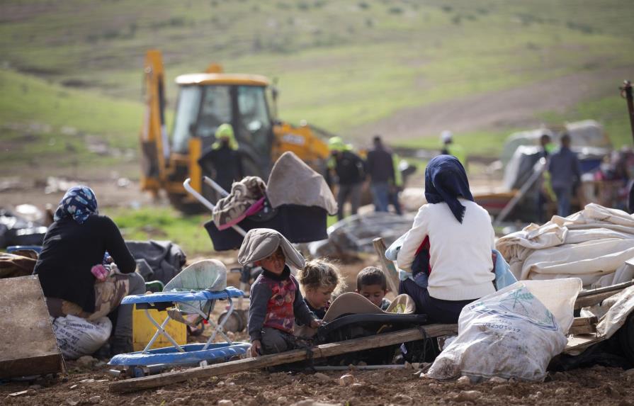 Israel vuelve a demoler aldea beduina en Cisjordania