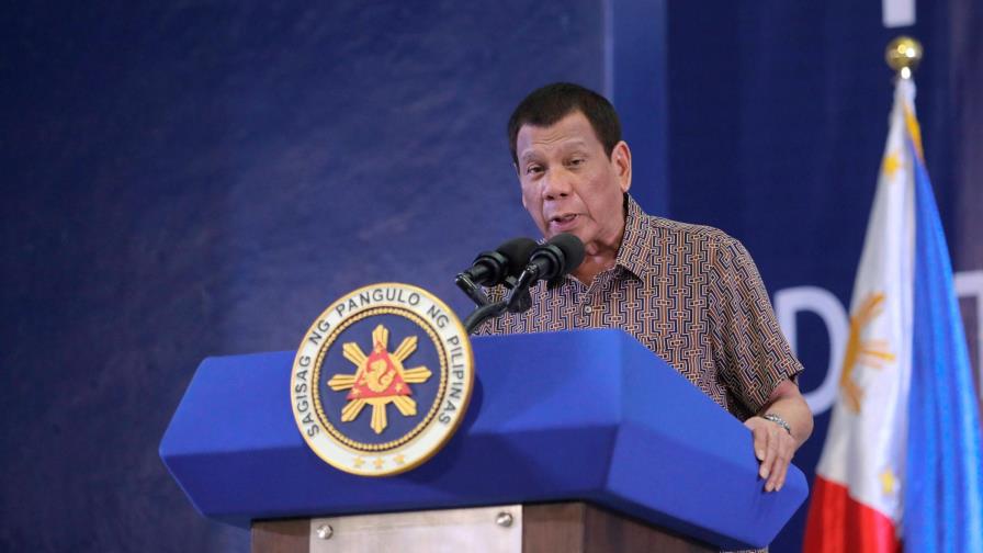 Presidente de Filipinas ordena suspender acuerdo militar con Estados Unidos por sanciones a un aliado