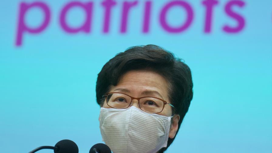 Líder de Hong Kong aplaude reforma que aumentaría control