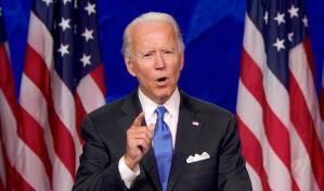 Biden dice que habló con familia de hombre baleado por la policía y le prometió “justicia”
