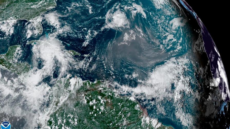 Prevén que novena depresión sea huracán cuando entre en el Golfo de México
