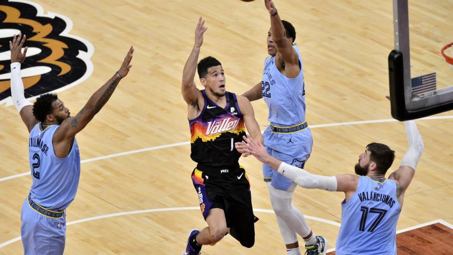 Suns atinan 24 triples y arrollan a Grizzlies