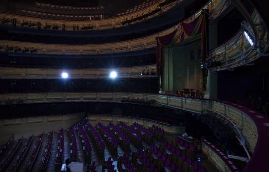El COVID-19 no frena el espectáculo en la ópera de Madrid
