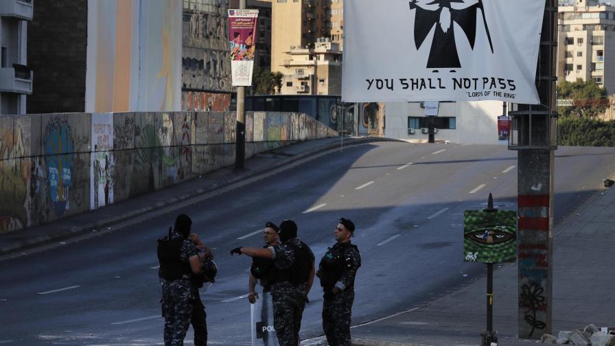 Tropas libaneses abren calles cerradas por manifestantes