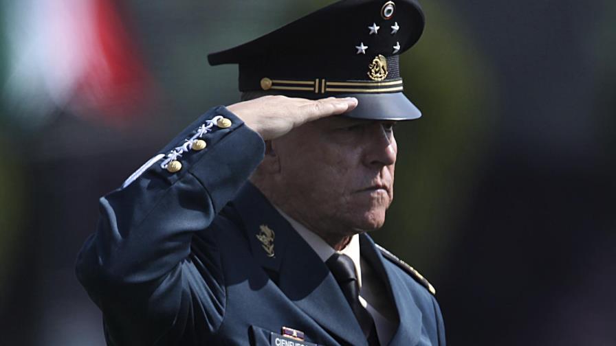 Arresto de exsecretario Defensa sacude a ejército mexicano