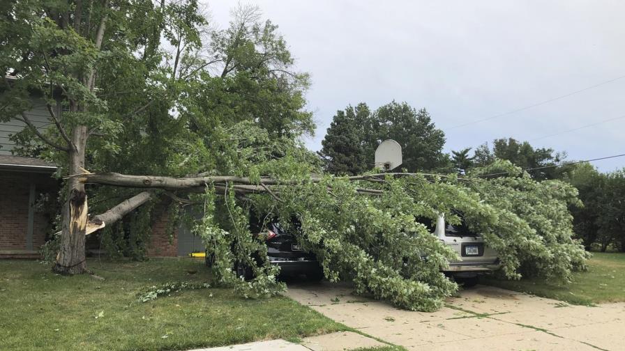 Tormenta causa severos daños en región centro-norte de EEUU Tormenta causa severos daños en región centro-norte de EEUU