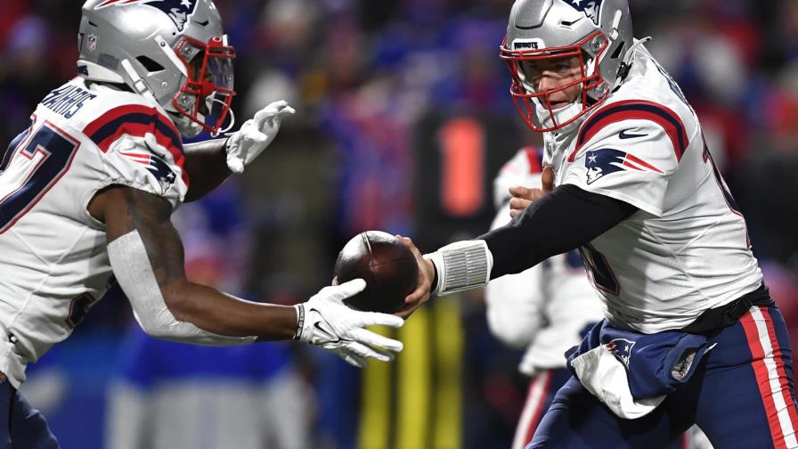 Patriots se afianzan en la cima con triunfo 14-10 ante Bills