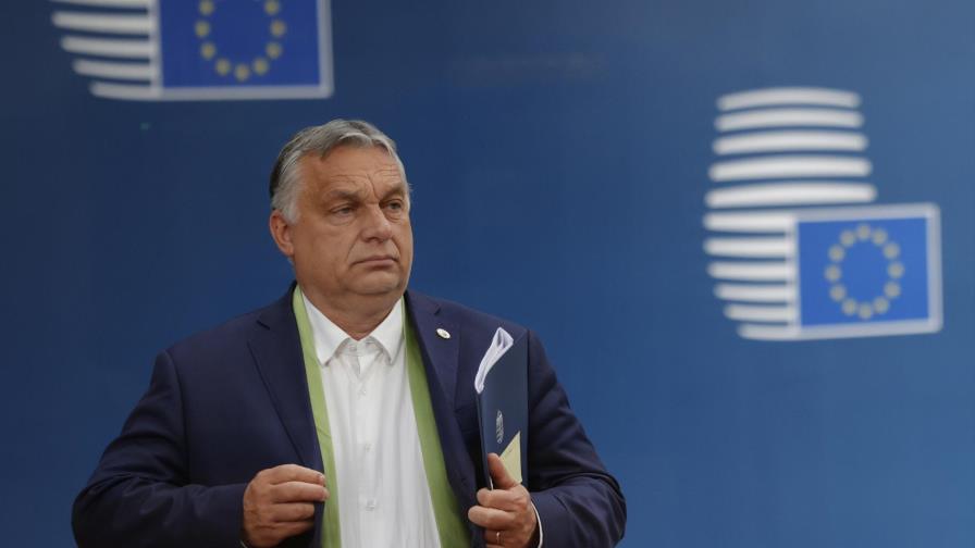 Premier húngaro en lista negra contra libertad de prensa