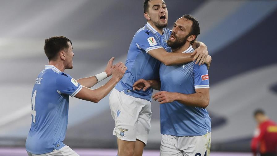 Lazio gana, con autogol agónico de Parma, en Copa Italia