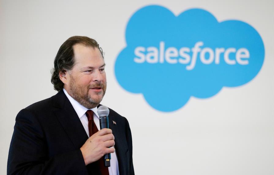 Salesforce adquirirá a Slack por 27.700 millones de dólares