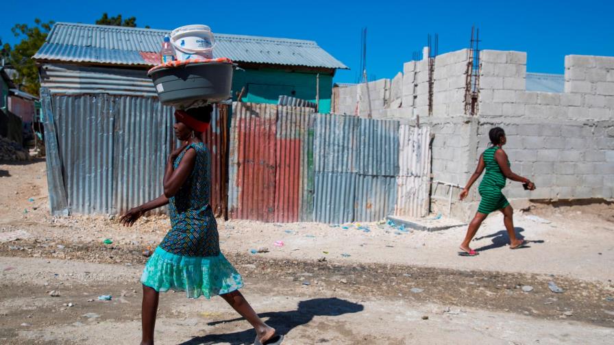 Diez años después del sismo, el sistema sanitario de Haití está “al borde del abismo”