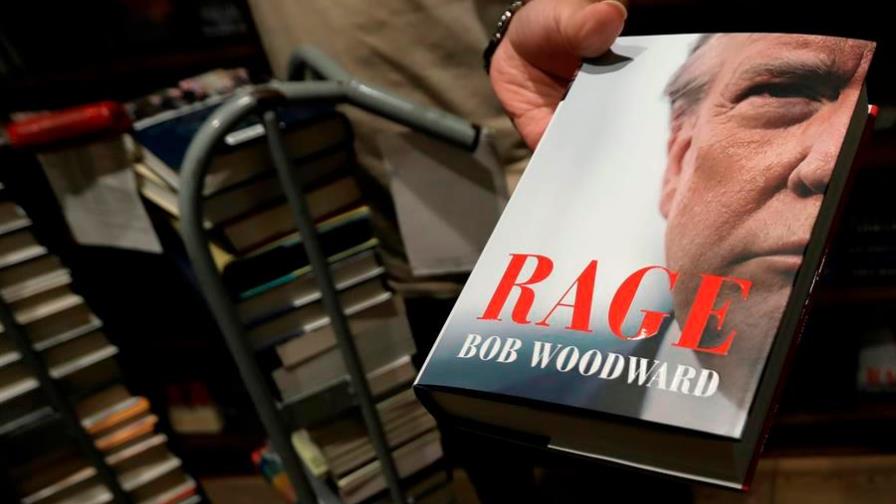 Woodward dice que EEUU debería preocuparse por las contradicciones de Trump