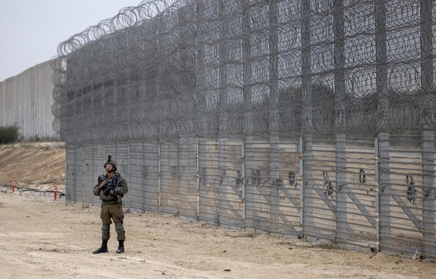 Israel termina muro en torno de Franja de Gaza