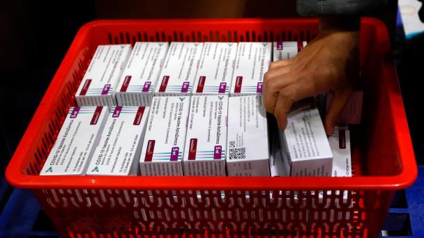 La EMA recomienda seguir administrando la vacuna de AstraZeneca
