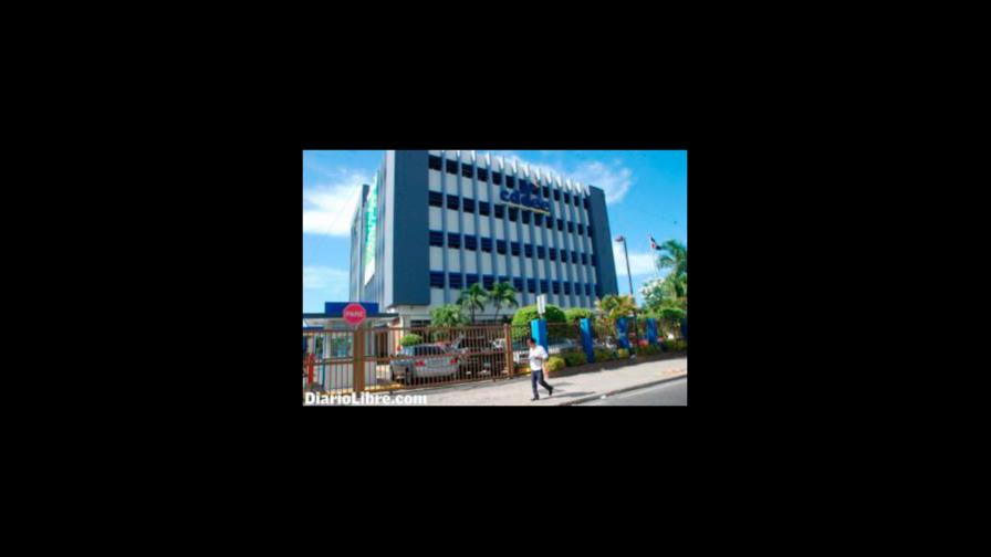 Embargan cuentas de la CDEEE