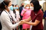 Raquel Arbaje firma acuerdo garantizará atención primaria a dominicanos en hospitales de NY
