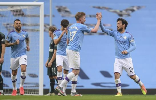 Wolves resienten larga campaña; Liverpool y City ganan