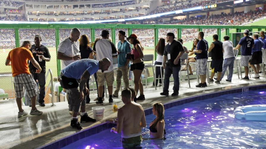 Cierra el club del Marlins Park Cierra el club del Marlins Park