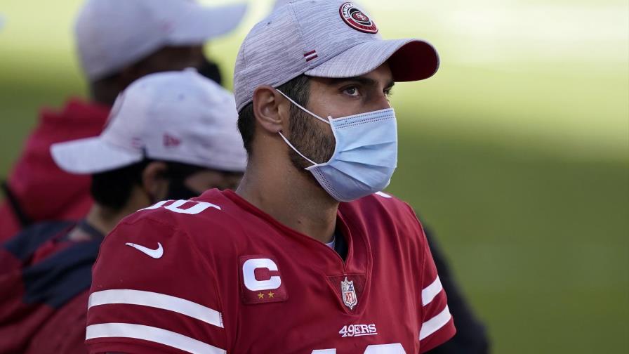 Mejora tobillo de Garoppolo, de cara a partido ante Rams