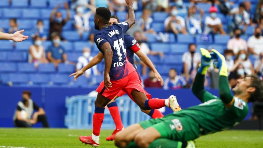 Lamar salva al Atlético a los 99, vence 2-1 al Espanyol