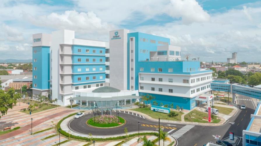Director médico afectado por cortocircuito es dado de alta; una tercera persona esta ingresada en UCI