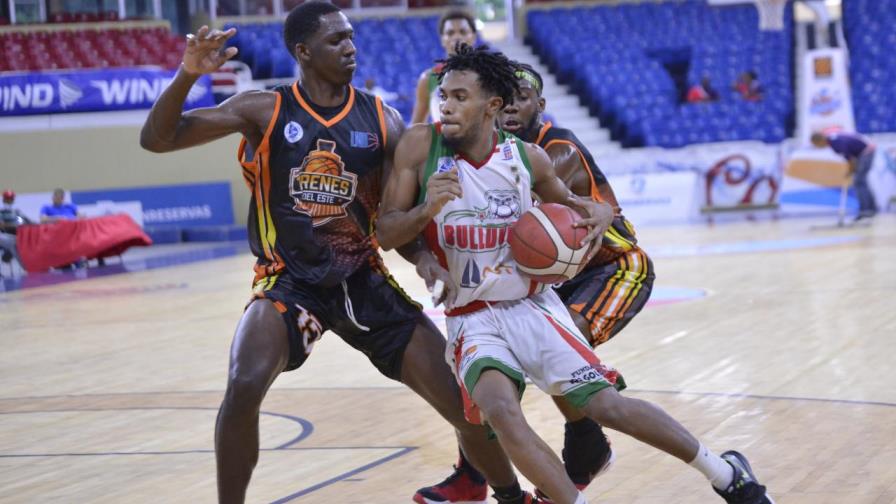 Los Constituyentes vencen a los Leñeros y mantienen liderato sin derrota en el Circuito Sureste Los Constituyentes vencen a los Leñeros y mantienen liderato sin derrota en el Circuito Sureste