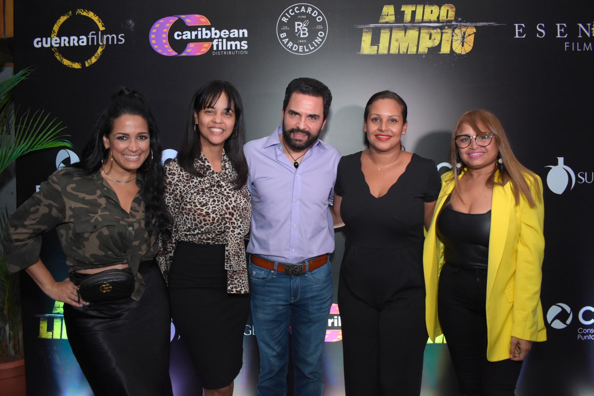 Celinés Toribio, Ana López, Manny Pérez, Zumaya Cordero y Clara Francisco.
