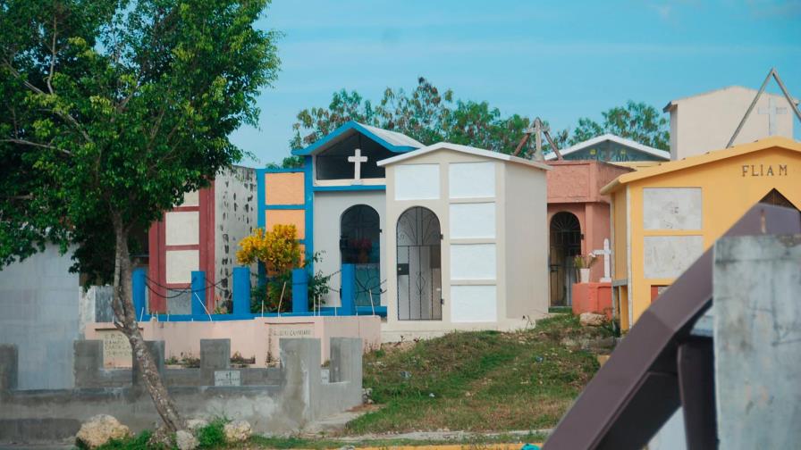 Familias tienen 60 días para renovar contratos de nichos en cementerios de Santo Domingo Este