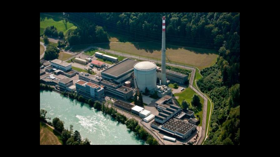 Suiza comienza a abandonar la energía atómica con desmantelamiento de central 