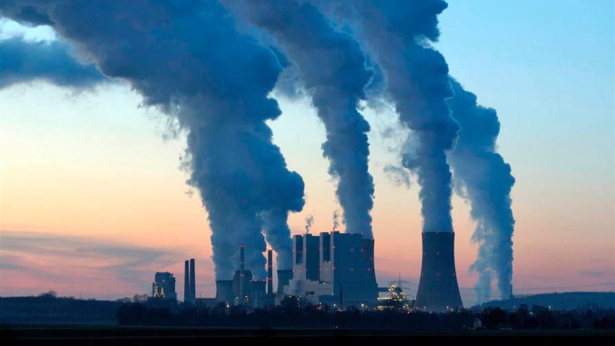 Activistas climáticos dirigen sus esfuerzos contra el mundo financiero