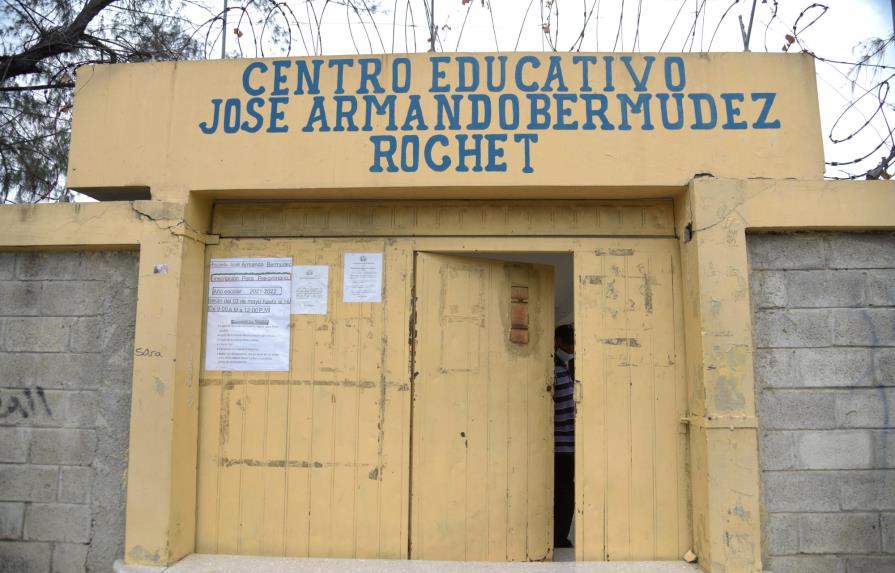 Llaman a docencia semipresencial en el 46 % de las escuelas en Santiago