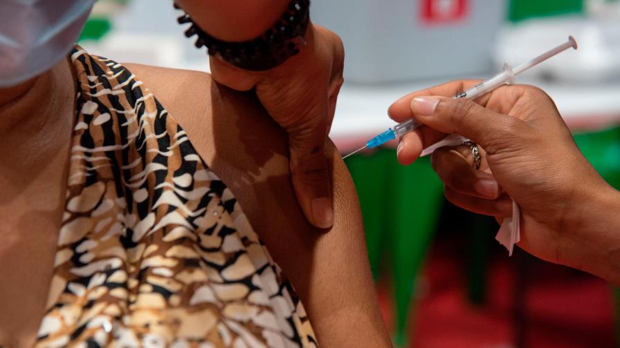 Ritmo de vacunación contra el COVID-19 se ralentiza en RD