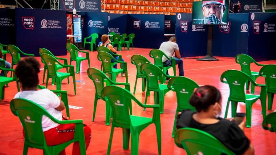 Poca afluencia de personas en centros de vacunación este fin de semana largo