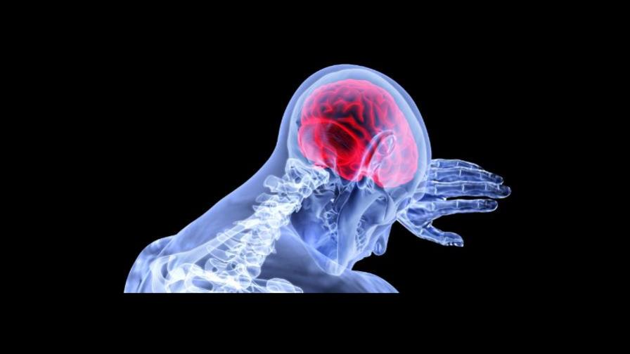 Accidente cerebrovascular en minúsculas, siglas en mayúsculas