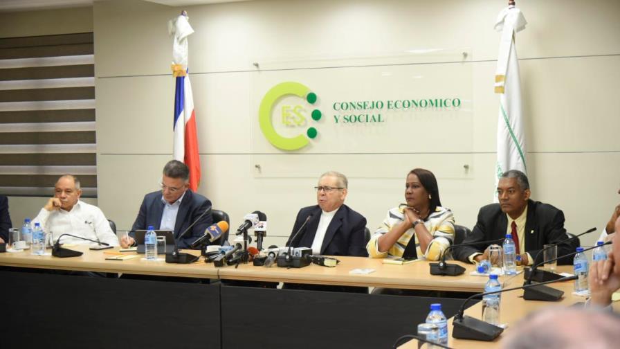 Aplazan reunión del Consejo Económico y Social para que se integren más sectores 