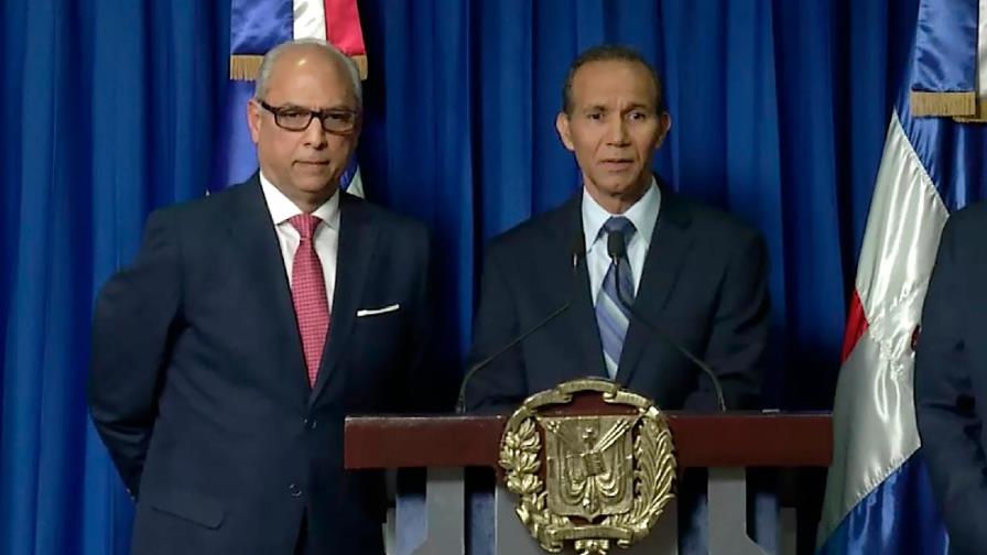 El Gobierno reafirma proyecto que elimina el IDSS no toca la cesantía
Poder Ejecutivo enviará enmienda al proyecto que crea el Inaril El Gobierno reafirma proyecto que elimina el IDSS no toca la cesantía
Poder Ejecutivo enviará enmienda al proyecto que crea el Inaril