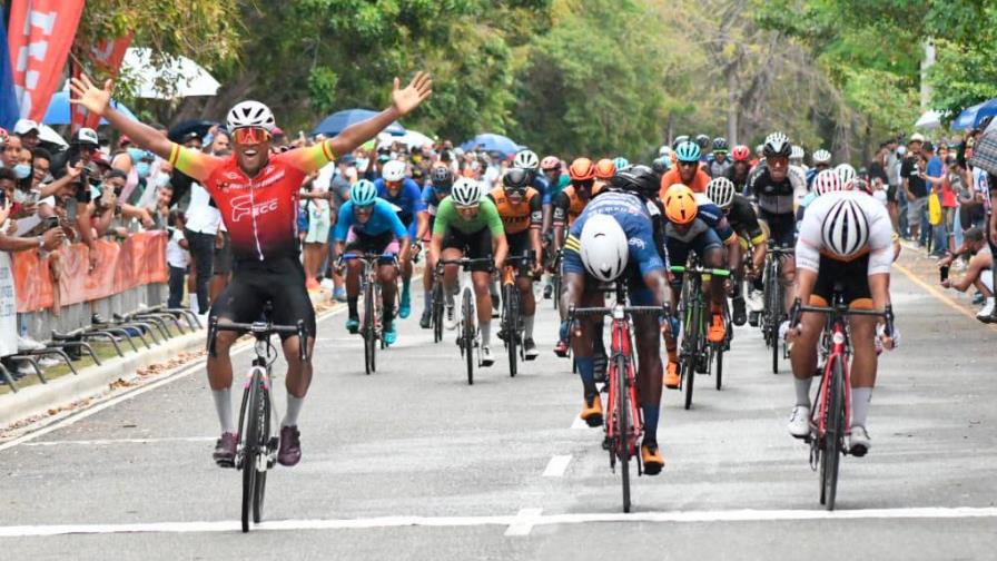 Yurgen Ramírez finalizó como el gran campeón de la Vuelta Ciclista
