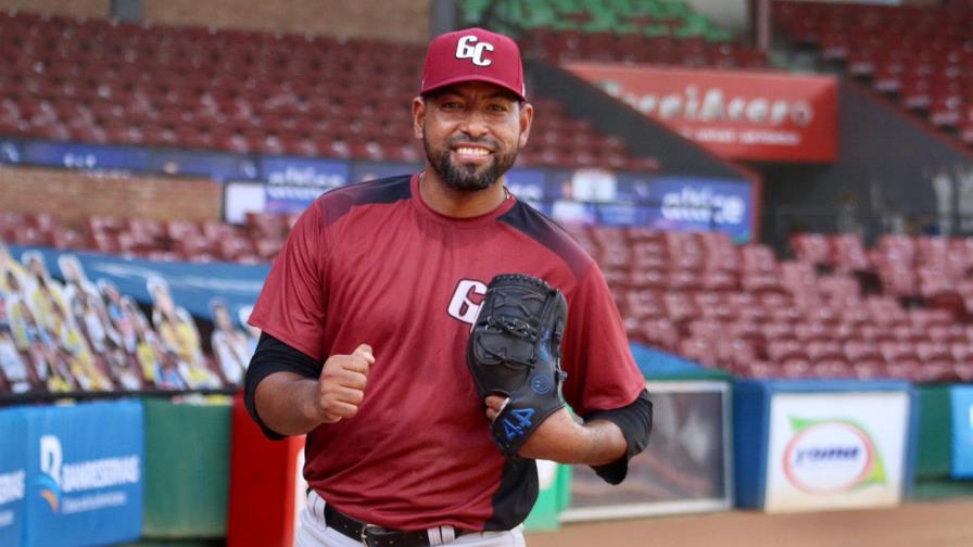 Duelo de lanzadores de los azules en el partido Estrellas y Gigantes