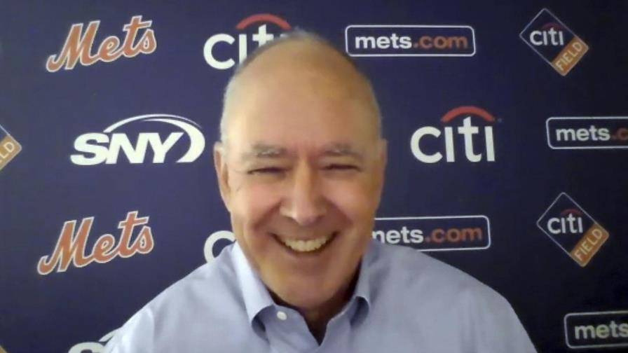 Mets buscan gerente general; Rojas volverá a ser piloto