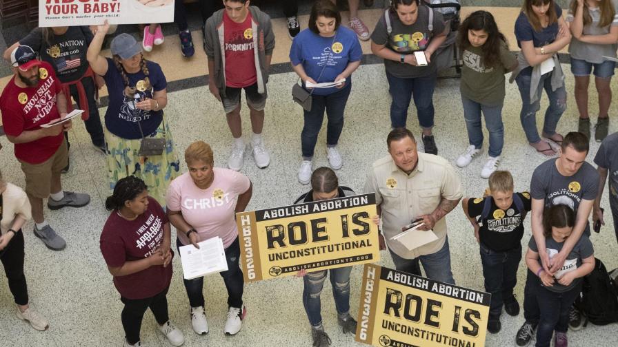 Texas: Jueza protege clínicas de demanda de grupo antiaborto