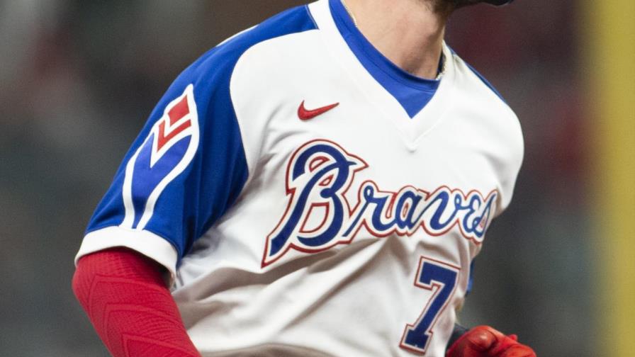 Swanson conecta 2 cuadrangulares; Bravos arrollan