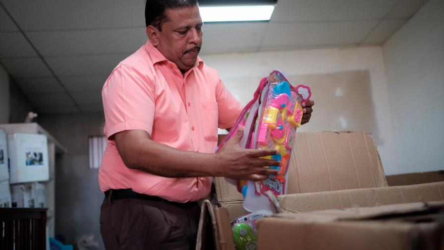 El Santa Claus más pobre del mundo no precisa fechas, horarios, ni recursos