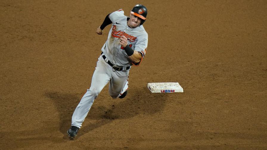 Jonrón de campo de Hays da triunfo a Orioles sobre Filis Jonrón de campo de Hays da triunfo a Orioles sobre Filis