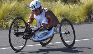 Expiloto Zanardi sufre serio accidente en triciclo