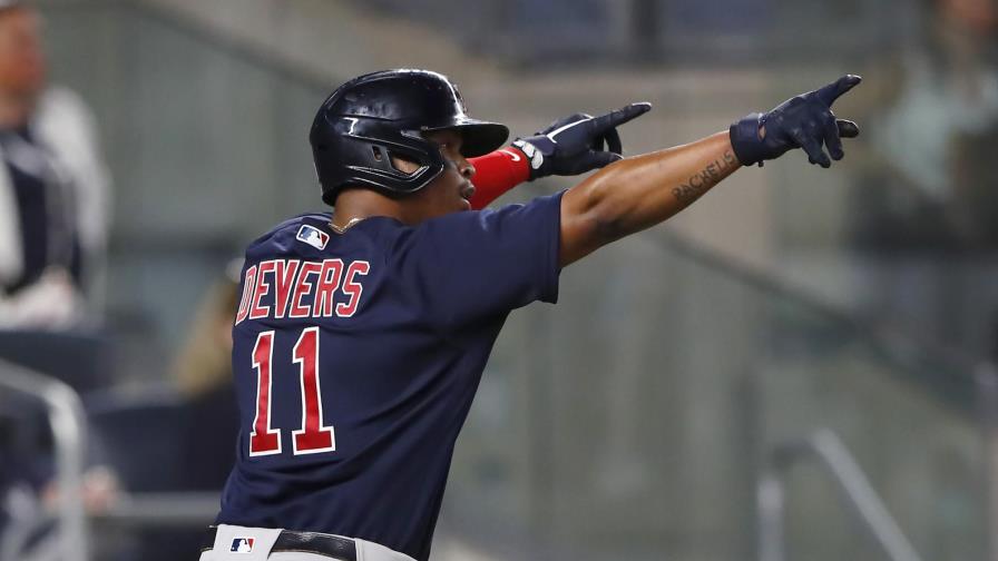 Medias Rojas remontan y vencen 5-3 a Yanquis Medias Rojas remontan y vencen 5-3 a Yanquis
