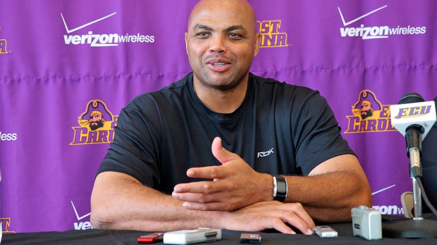 Charles Barkley dice que perdió US$100 mil en una apuesta en el Super Bowl