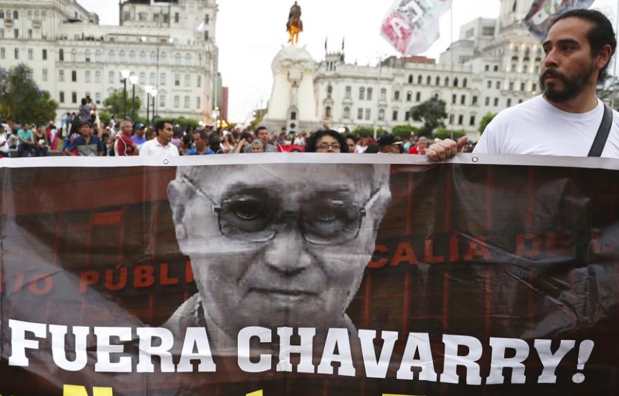 Fiscal general de Perú da marcha atrás y repone a miembros de caso Odebrecht