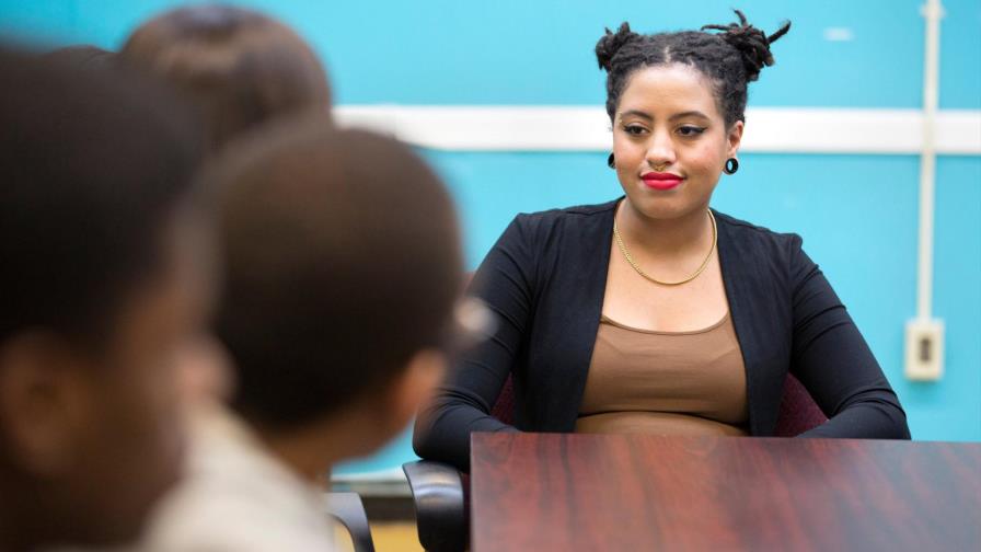 La policía detuvo a la hija del alcalde de Nueva York mientras se manifestaba