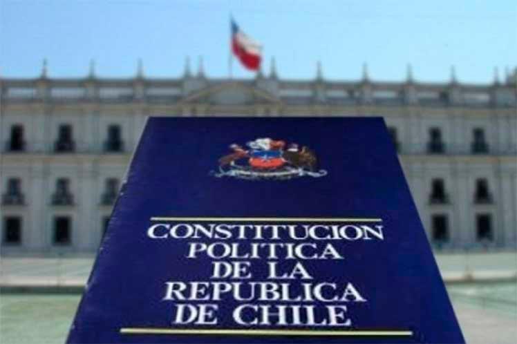 Luego de los tropiezos, la Convención Constituyente de Chile inicia su camino