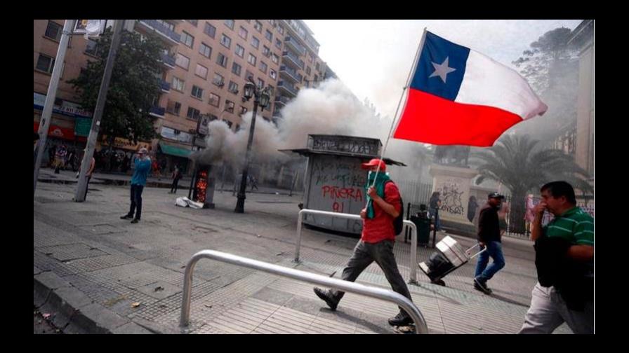 Las protestas de Chile costaron a Walmart US$110 millones en ingresos en 2019 Las protestas de Chile costaron a Walmart US$110 millones en ingresos en 2019